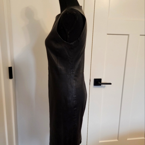 Gorgeous Designer Vince Black Leather Dress - Picture 3 of 4